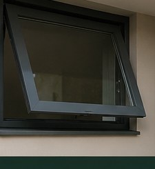 Uitzetraam naar buiten openend — landelijke en Engelse stijl